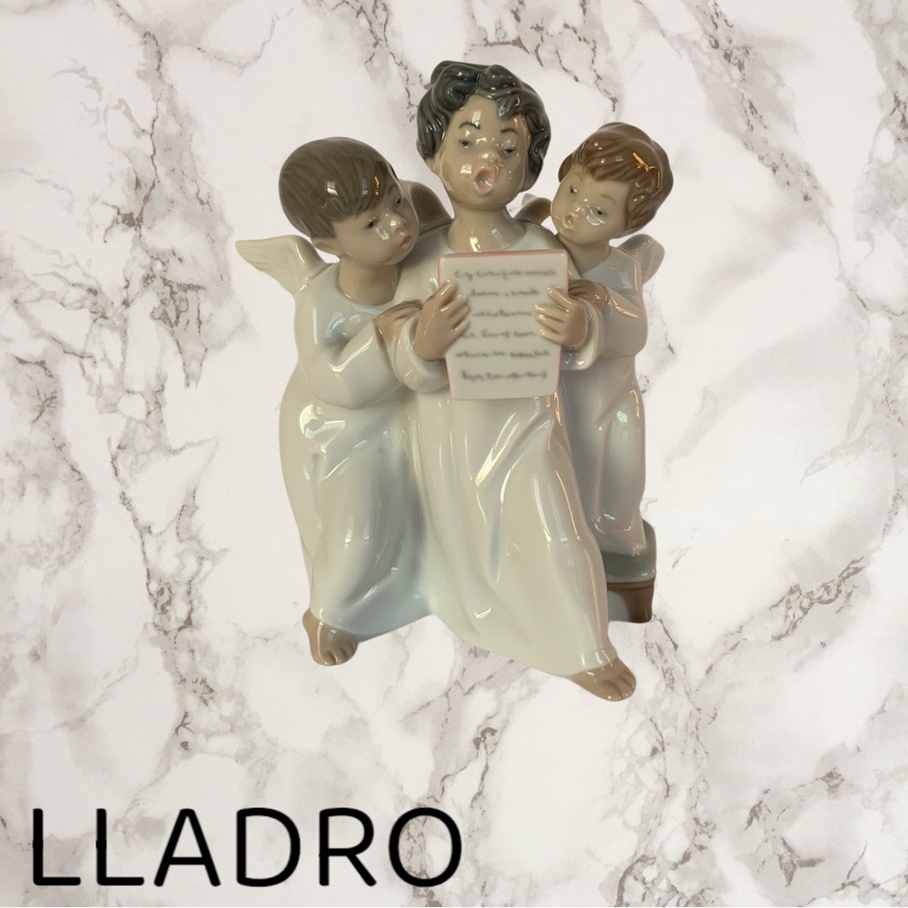 Lladro A Group of Angels Style 4542 Mint Condition with Original Box